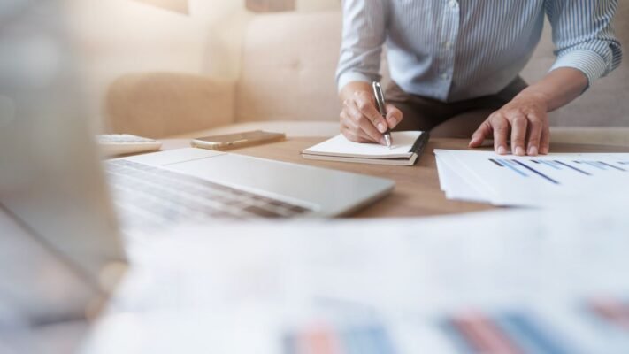 deduções financeiras