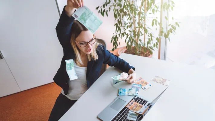 estudar para ganhar dinheiro
