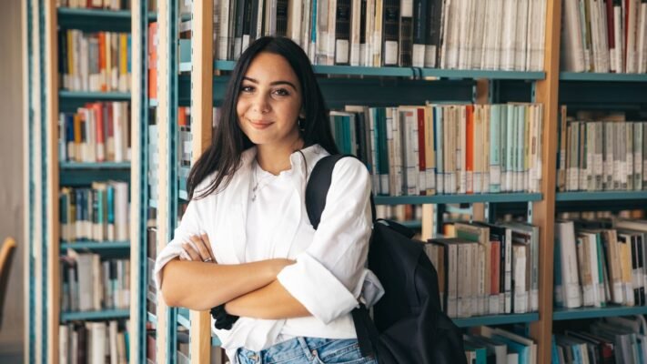 Priorize a Biblioteca_ Economizar dinheiro na faculdade